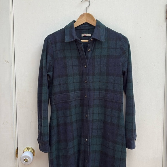 Faherty Legend Sweater Maxi Dress - Picture 10 of 12